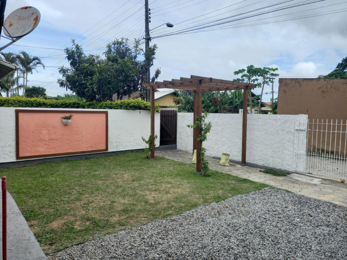 Casa Em Florianopolis, Rio Vermelho De 2 Quartos Bem Localizada Екстер'єр фото